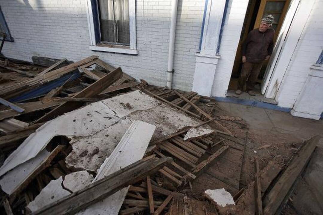 Čilėje per žemės drebėjimą žuvo mažiausiai 122 žmonės (papildyta)