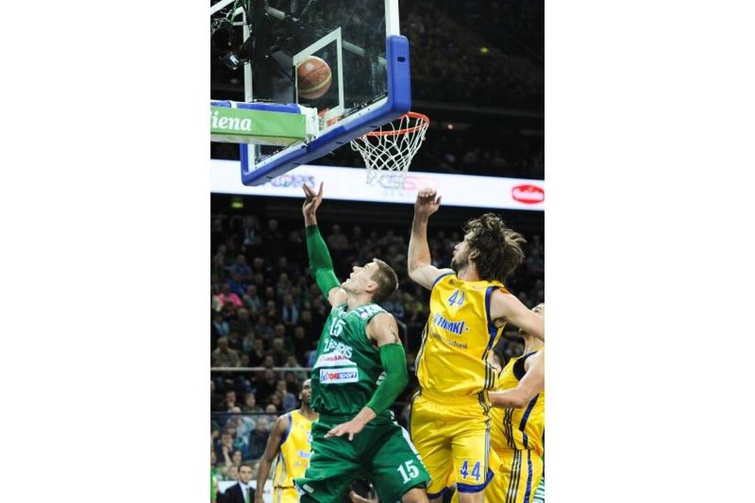 „Žalgiris“ krepšinio spektaklyje patiesė čempionus