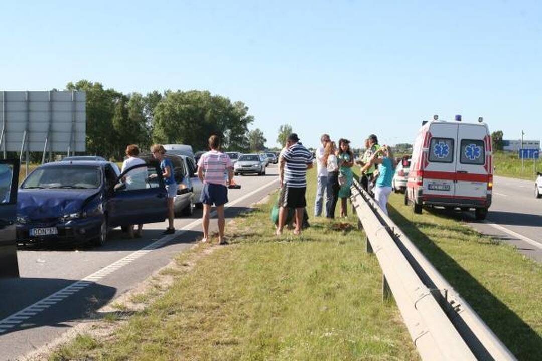 Kelyje iš Palangos – serijinė avarija