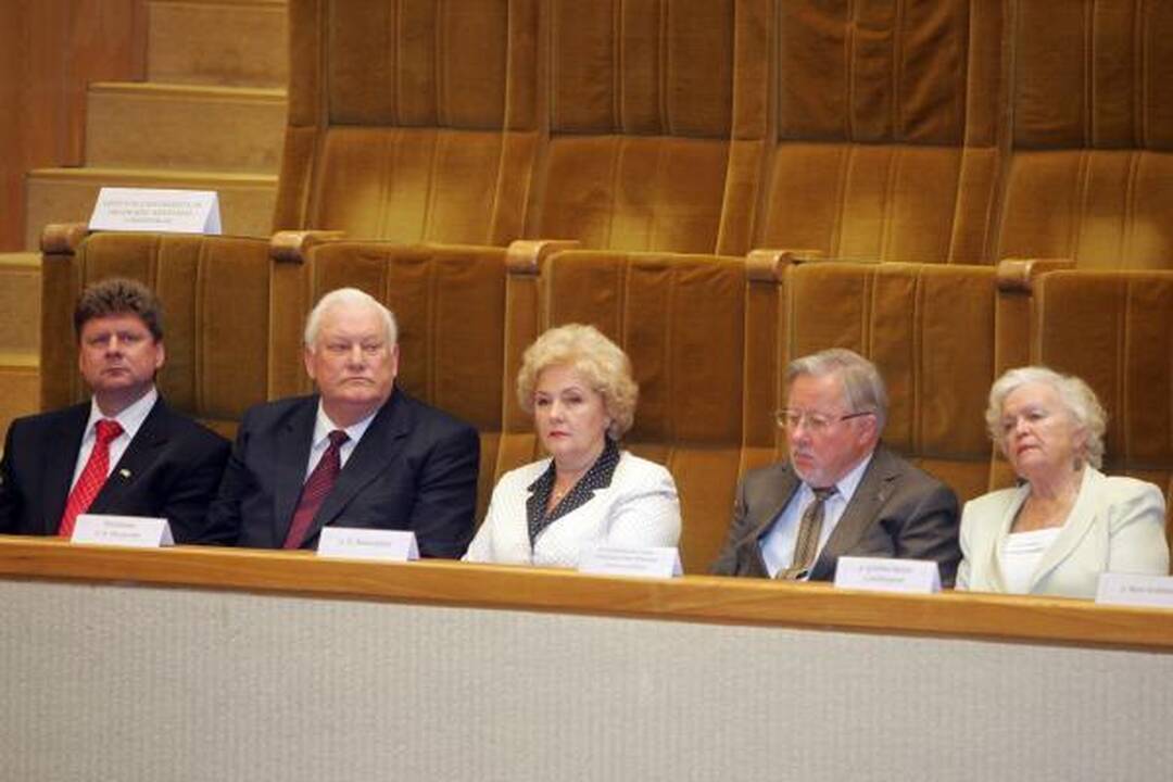 Dalia Grybauskaitė pradėjo eiti prezidento pareigas (papildyta)