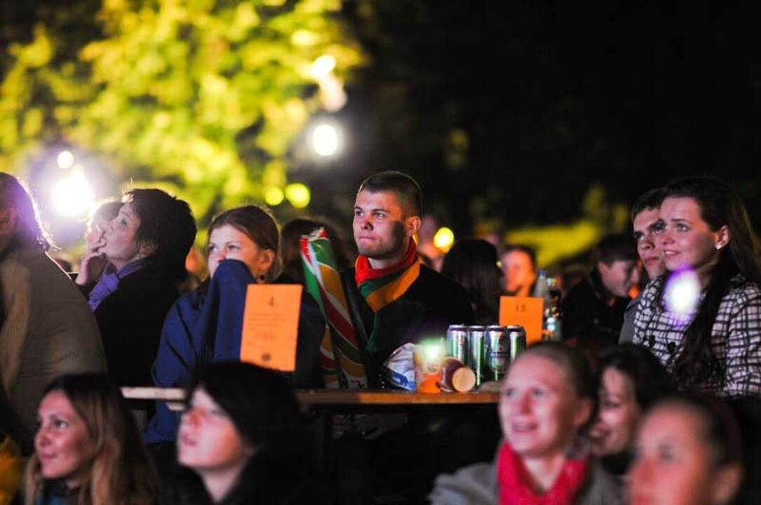 Kauniečiai griausmingai pasitiko krepšinio čempionatą 