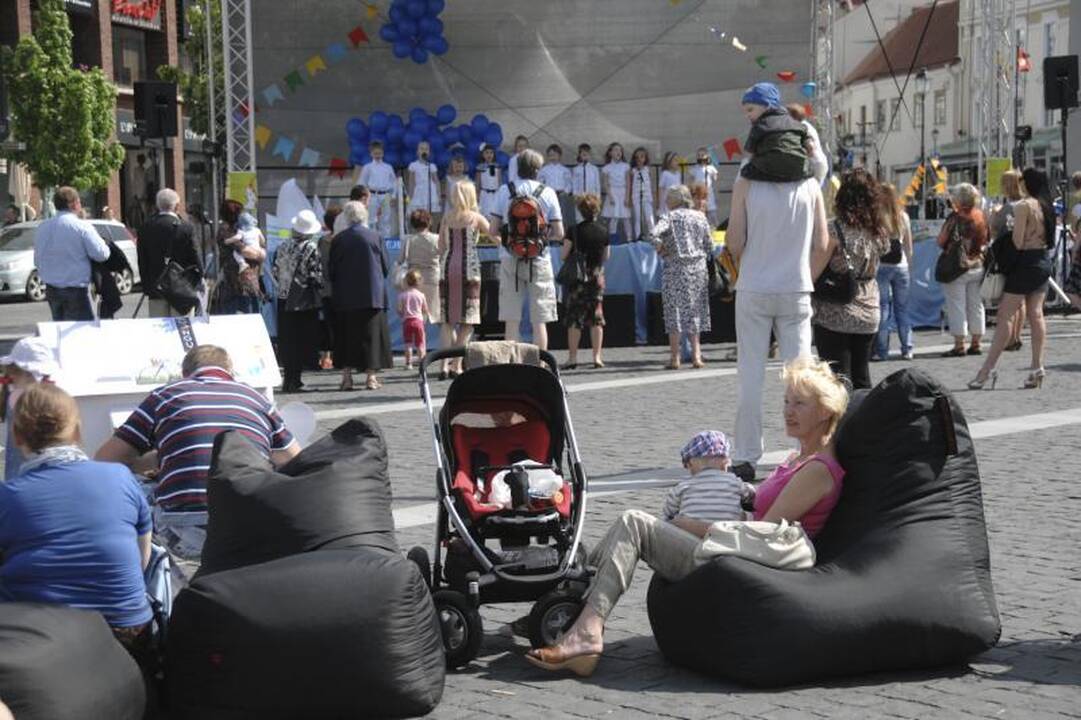 Vilniaus rotušėje – pavasarinė šventė būsimoms mamoms