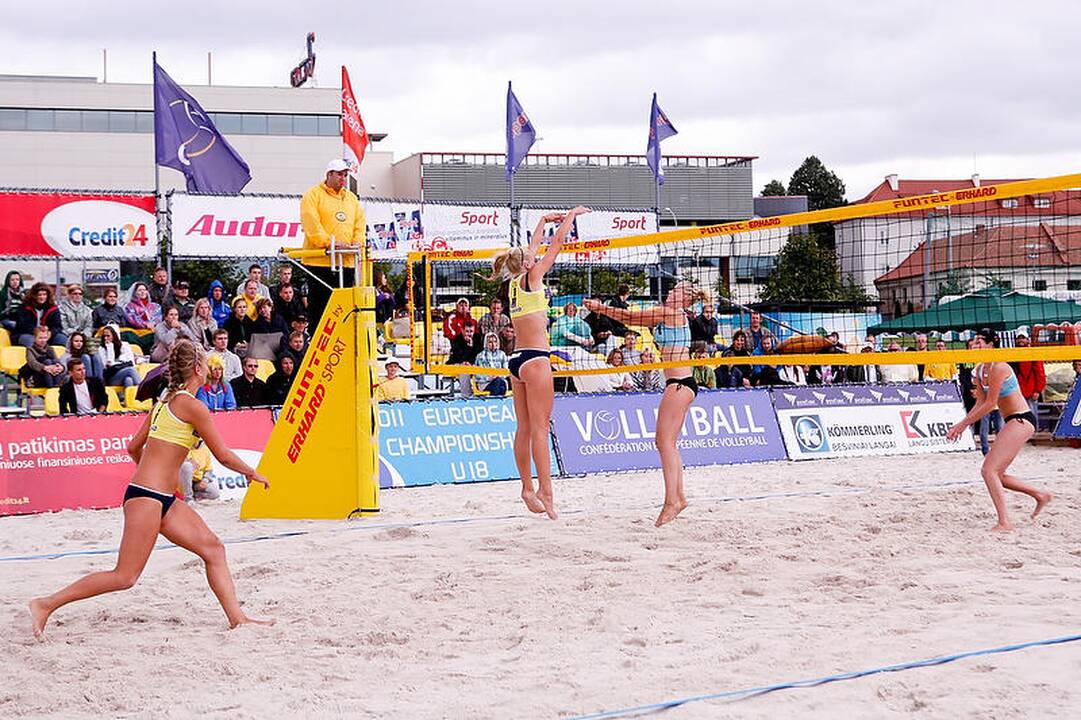 Vilniuje vyksta Europos jaunių paplūdimio tinklinio čempionatas