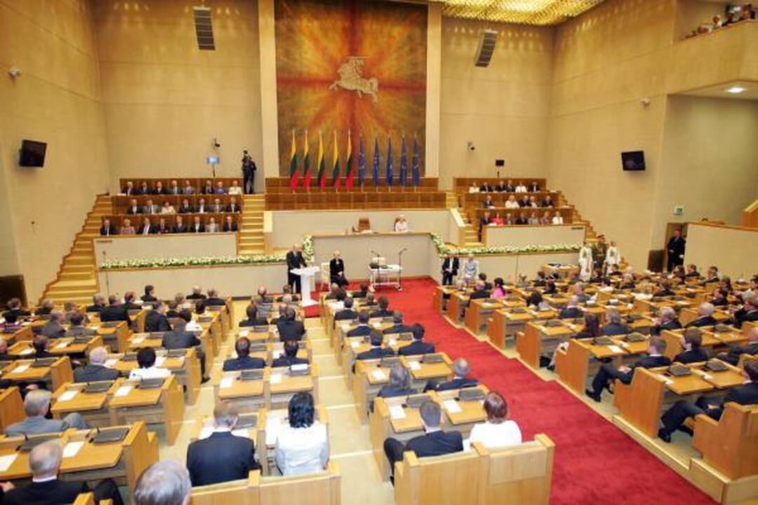Dalia Grybauskaitė pradėjo eiti prezidento pareigas (papildyta)