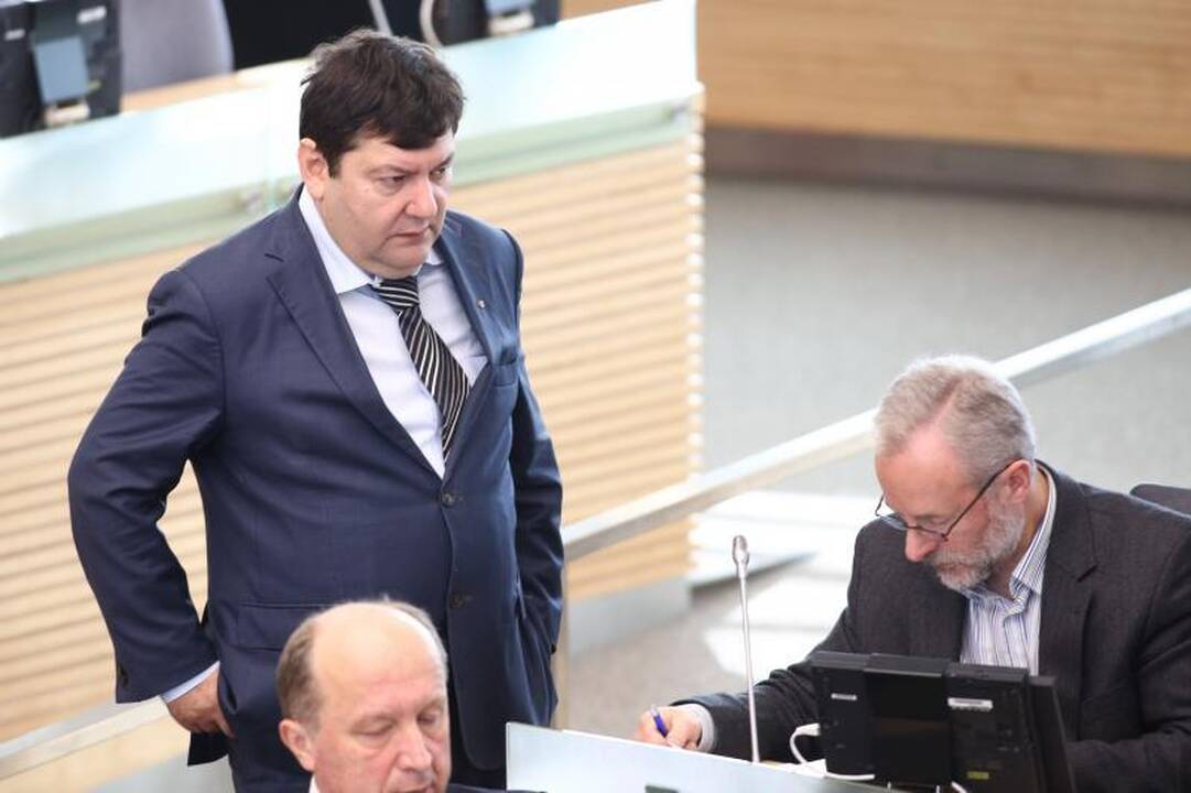 Siūloma braukti kelis „darbiečius“ iš kandidatų sąrašo