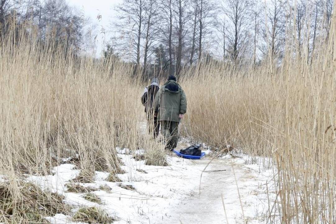 Žvejams ant Kuršių marių gąsdinimai – nė motais 
