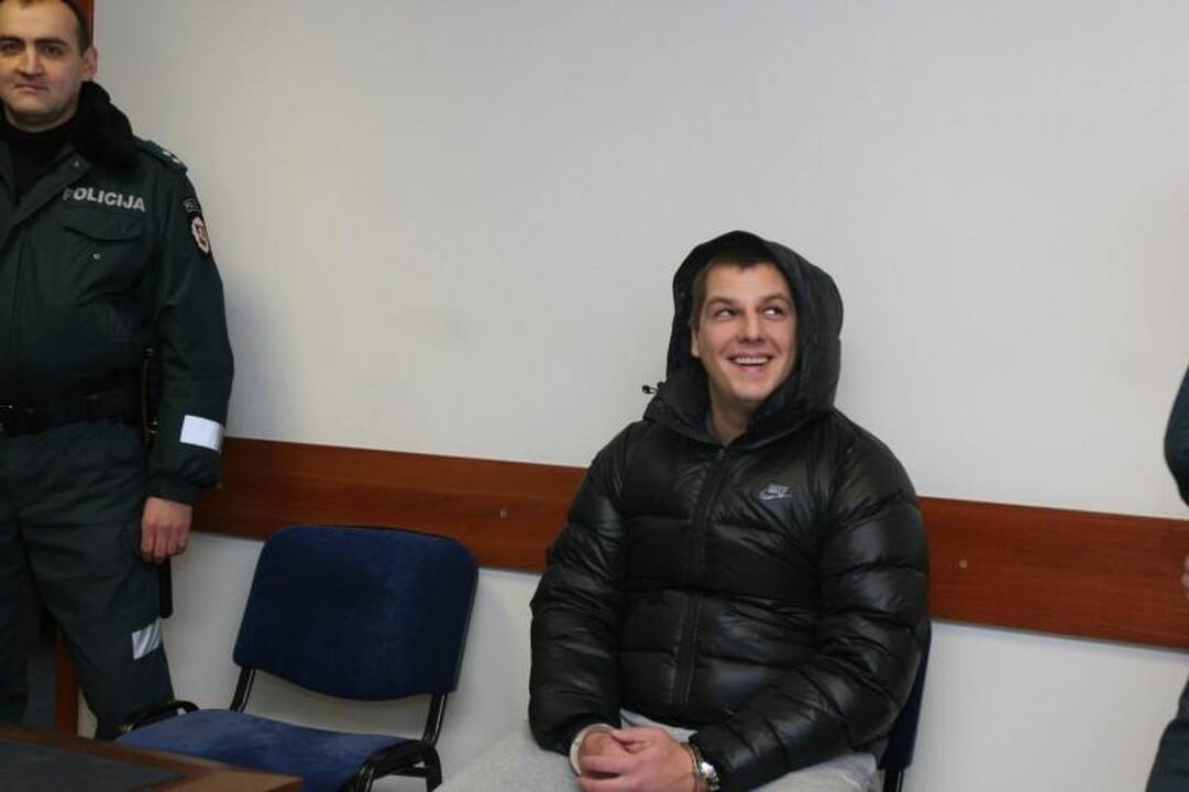 A.Macijausko užpuolikas su krepšininku tikisi susitaikyti teisme