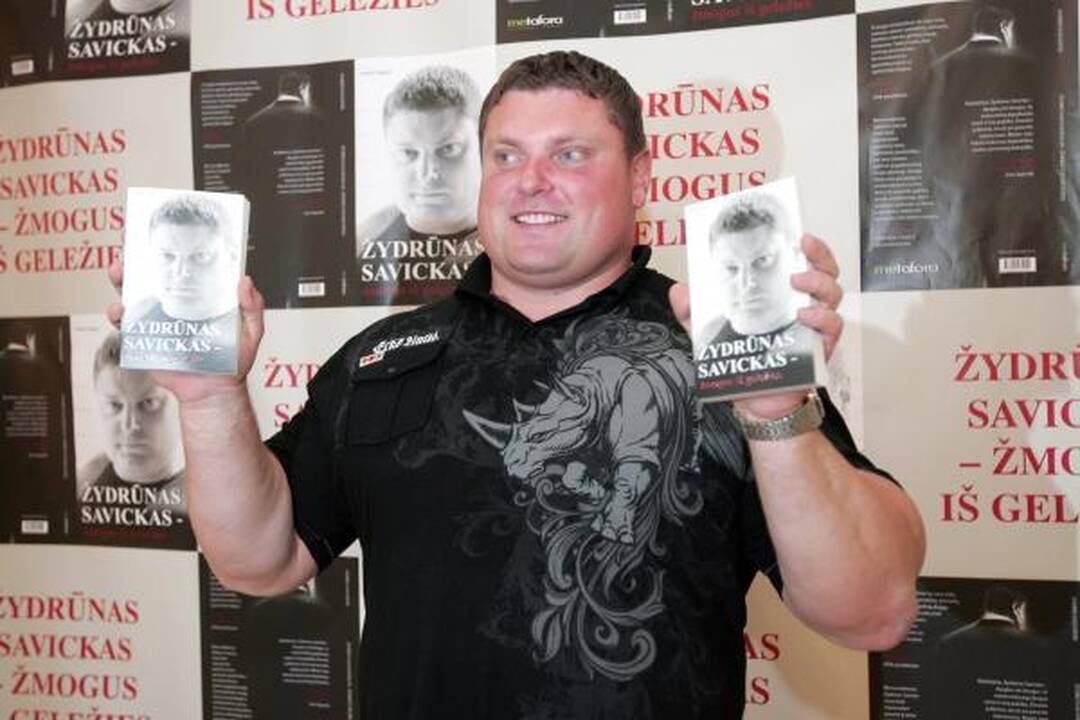Ž.Savickas: A.Schwarzeneggeriui nuvežčiau lietuvišką knygos versiją