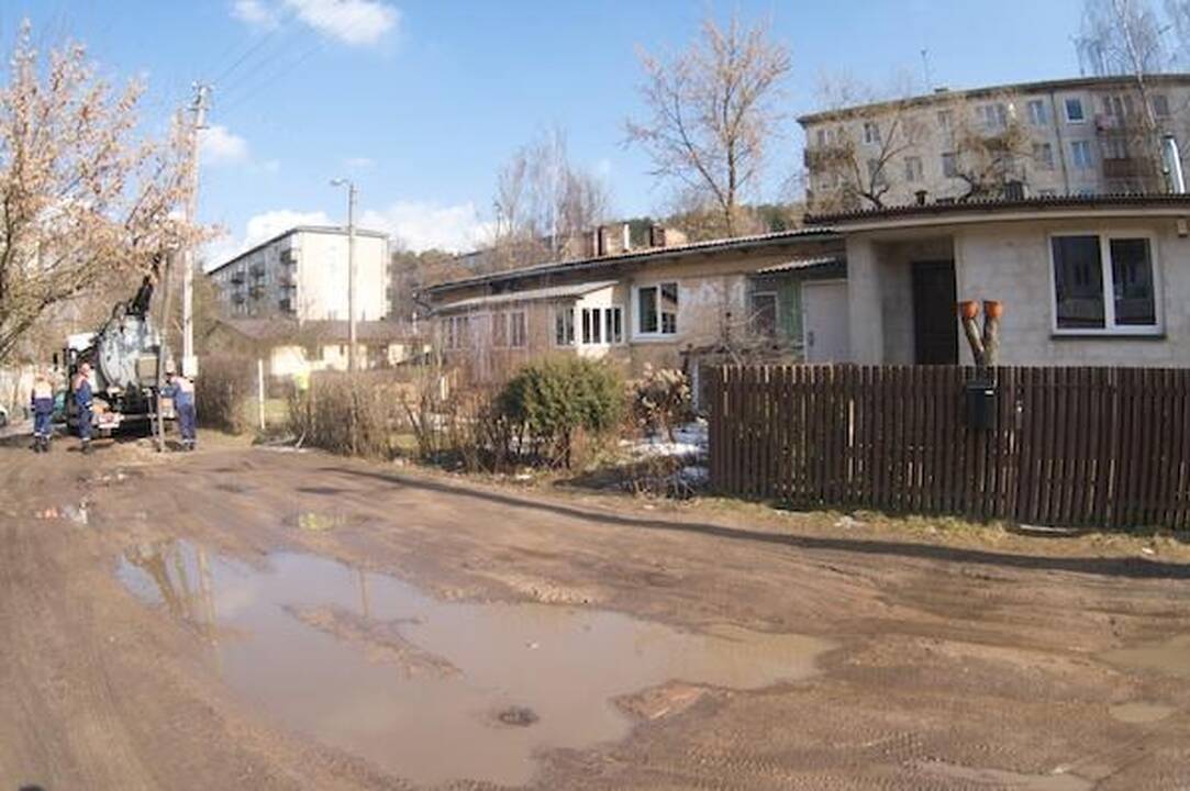 Švyturio gatvė virsta nepravažiuojama pelke