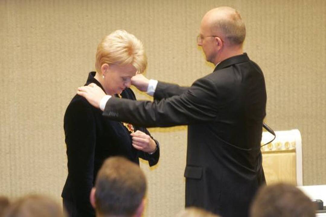 Dalia Grybauskaitė pradėjo eiti prezidento pareigas (papildyta)