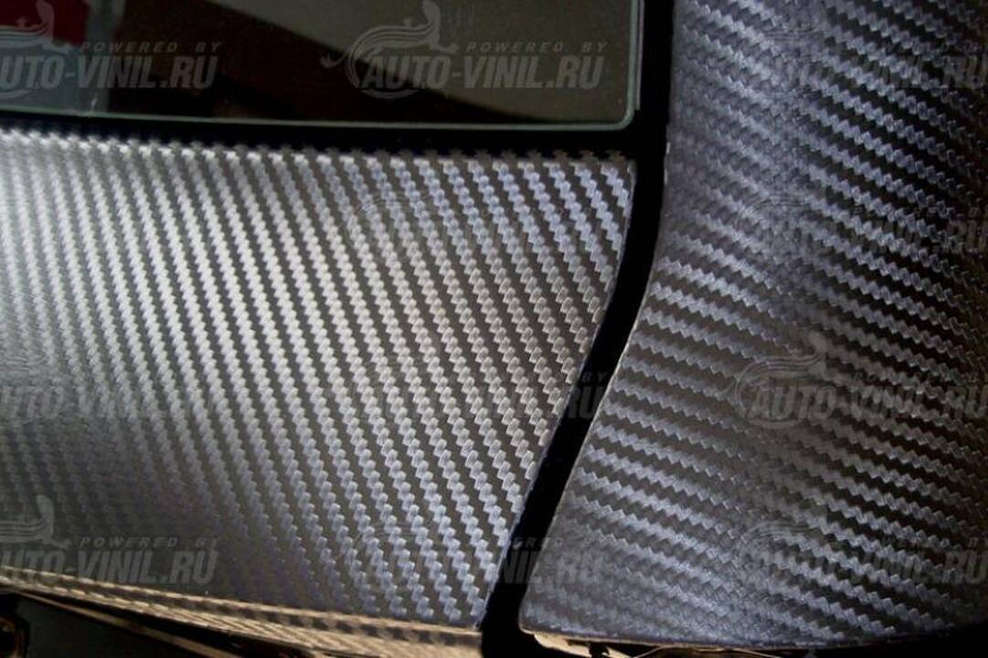 Čiuožėjo J.Pliuščenkos automobilis – lyg krokodilo imitacija