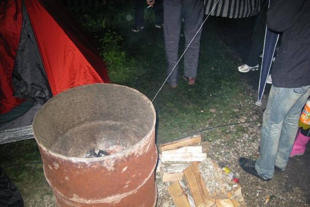 Venckų namus saugantis gyvas žiedas budėjo pernakt (papildyta)