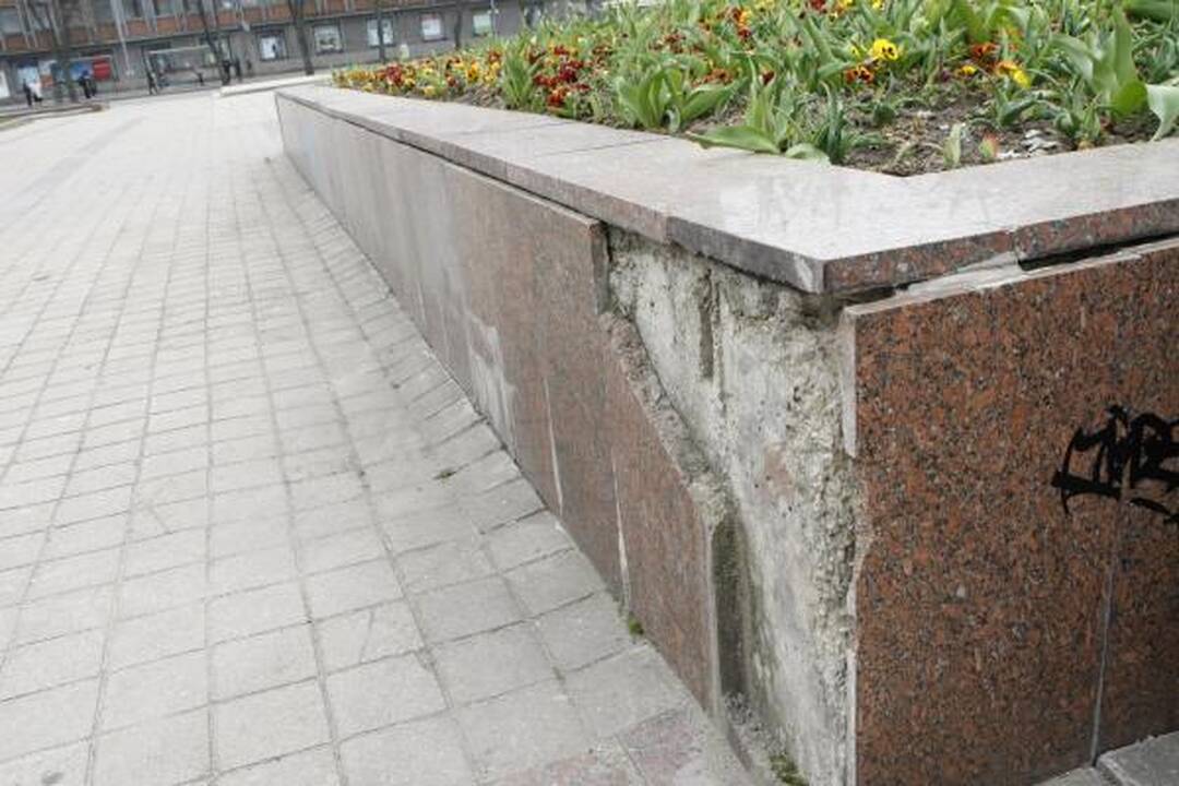 Atgimimo aikštė dar šiemet gali sulaukti remonto
