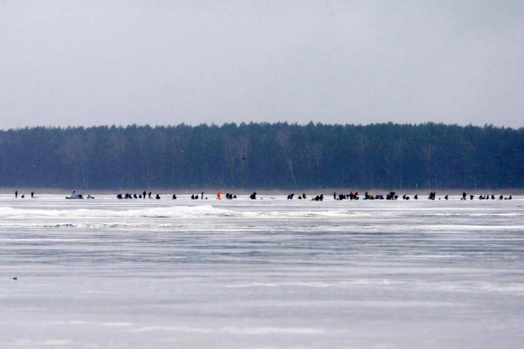 Žvejams ant Kuršių marių gąsdinimai – nė motais 