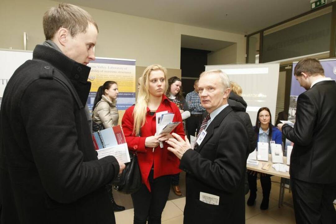 Klaipėdos universitetas moksleivius pakvietė į atvirų durų dieną