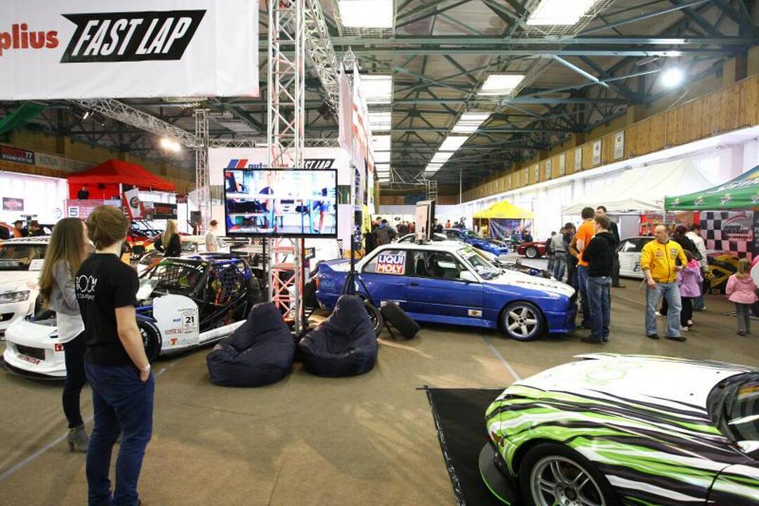 Kaune – pirmoji Lietuvos automobilių ir motociklų sporto paroda