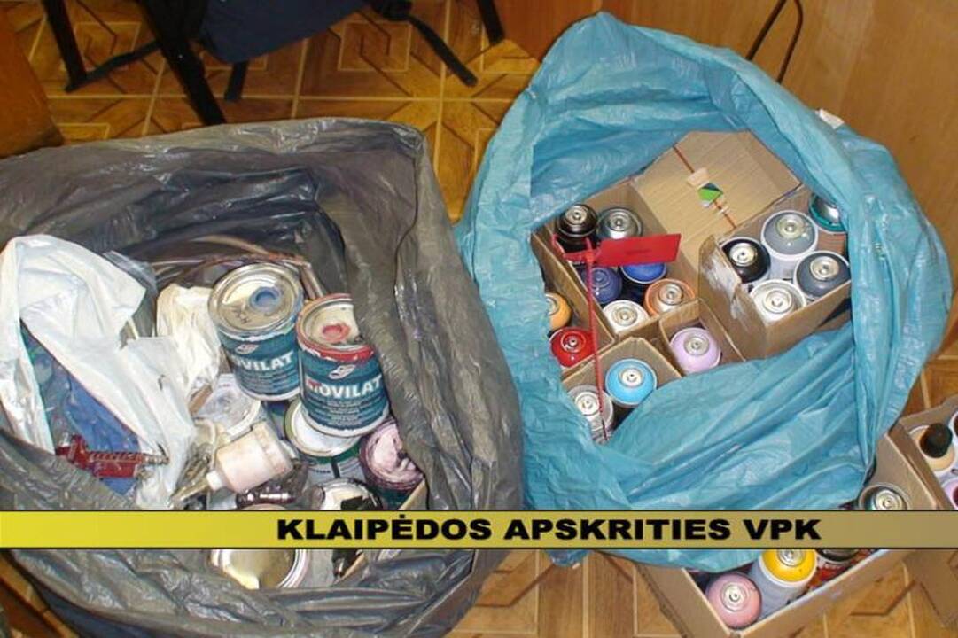 Klaipėdos pareigūnai sulaikė grafitininkų gaują(papildyta 17:05 val.) 