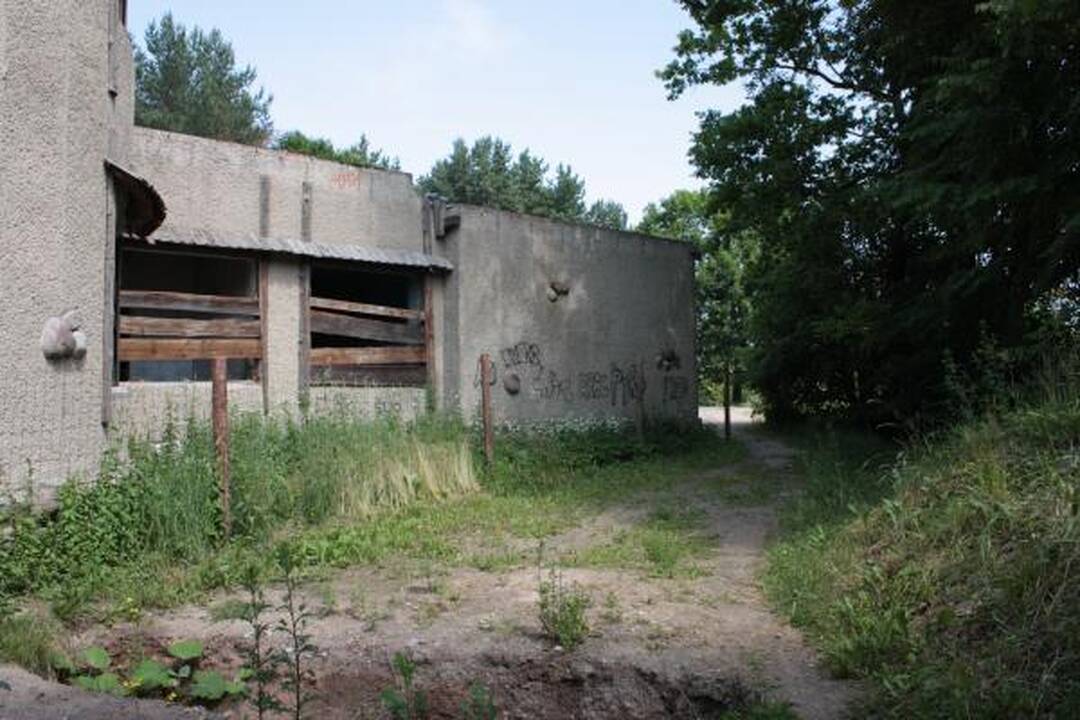 Restoranas „Unija“ pavirto į griuveną