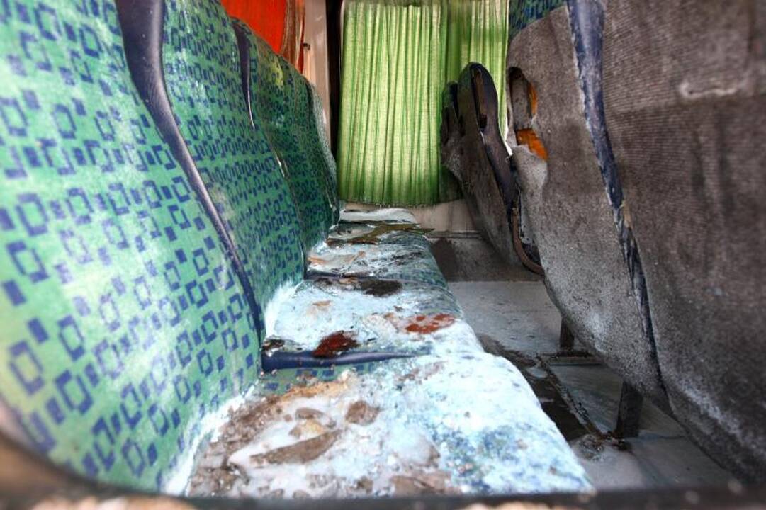 Prie P. Vileišio tilto užsidegė autobusas 