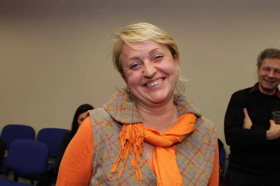 Klaipėdoje partijų būstinėse – nukrauti stalai