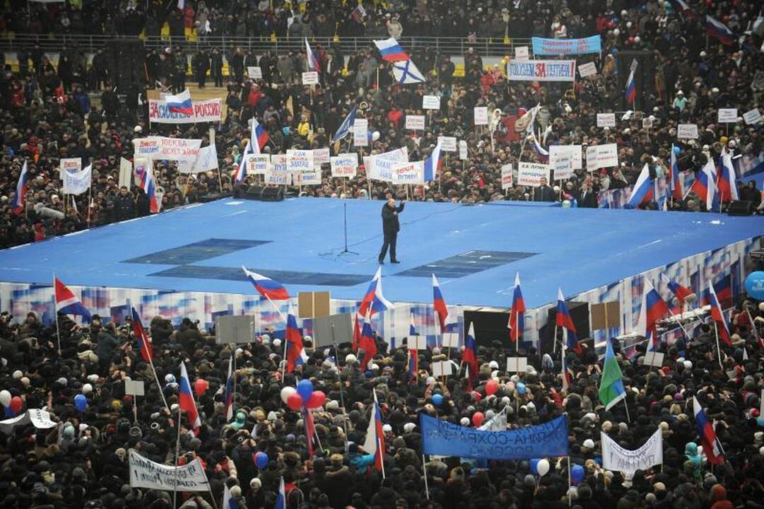Maskvoje vyksta akcijos Vladimirui Putinui remti