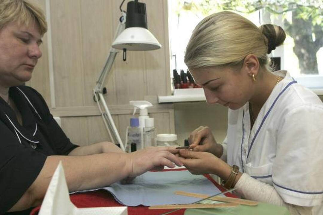 Ar patikėtumėte savo grožiu rūpintis būsimiems specialistams?