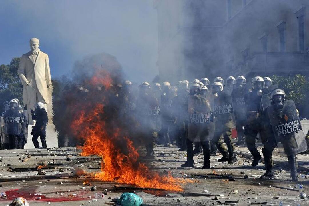 Žiaurų protestą Graikijoje lydi grasinimai