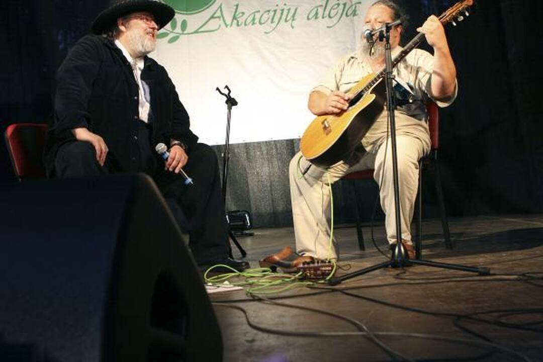 Bardų festivalio „Akacijų alėja“ programa ir dalyviai