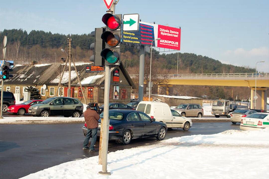 Jaguaro vairuotoja Vilniuje partrenkė pėsčiąjį