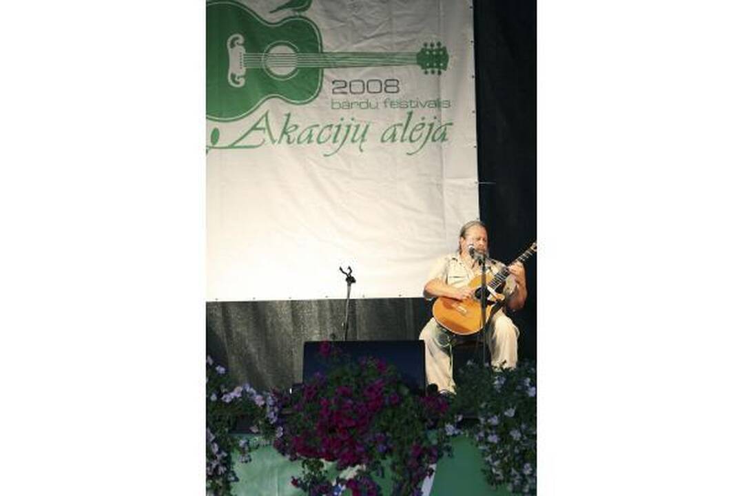 Bardų festivalio „Akacijų alėja“ programa ir dalyviai