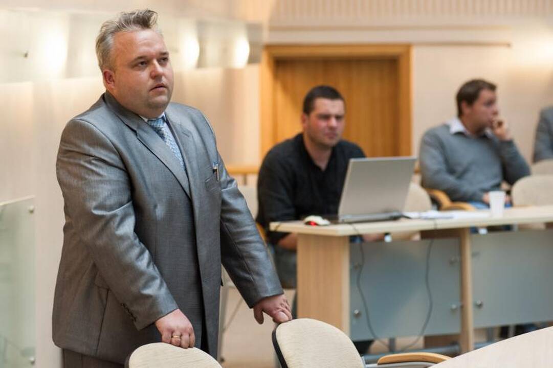 Politinė rokiruotė: D.Ratkelis ir A.Nesteckis apsimainė postais