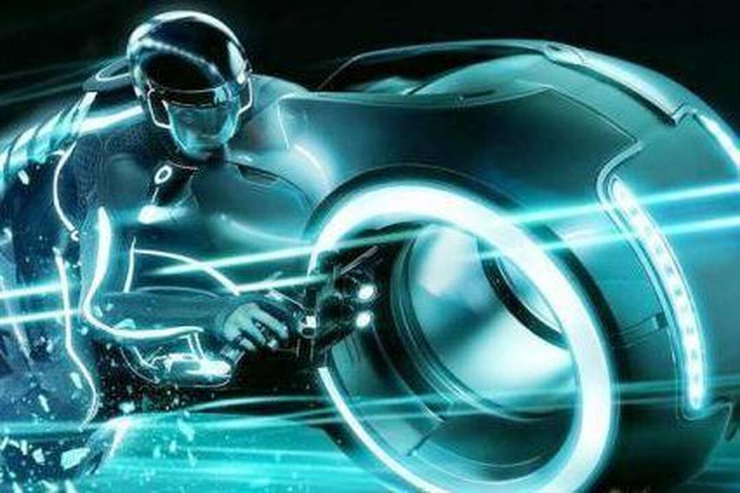 132 tūkst. litų kainuojantis motociklas – lyg iš filmo „Tronas“