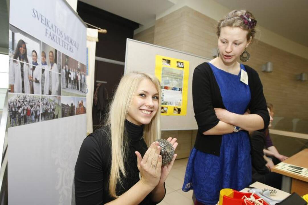 Klaipėdos universitetas moksleivius pakvietė į atvirų durų dieną