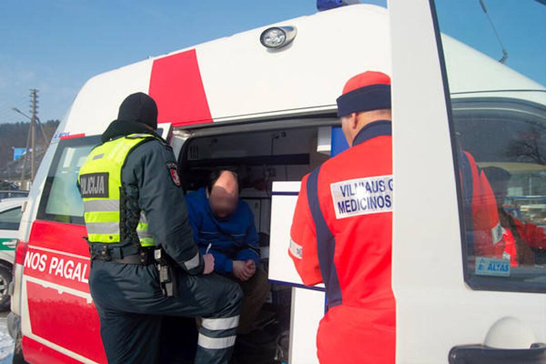 Jaguaro vairuotoja Vilniuje partrenkė pėsčiąjį