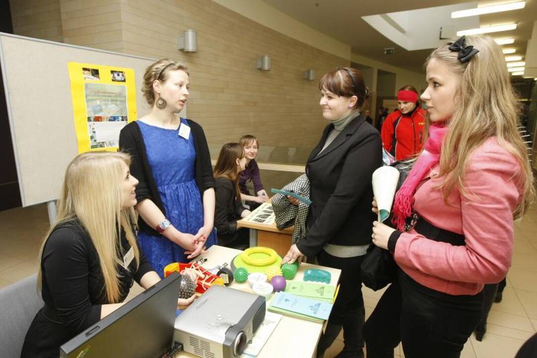 Klaipėdos universitetas moksleivius pakvietė į atvirų durų dieną