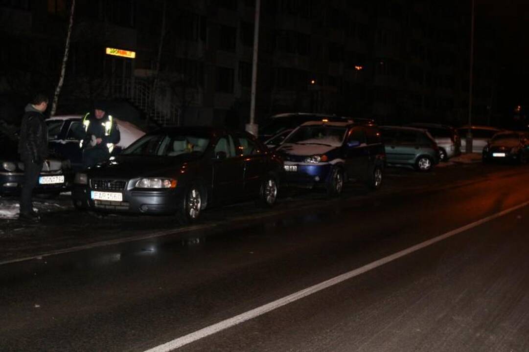 Vilniuje neblaivus vairuotojas sukėlė avariją, nukentėjo trys merginos