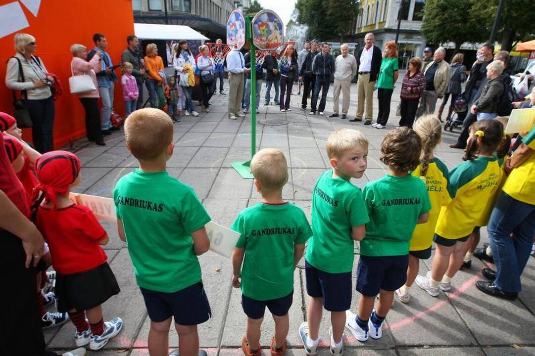 Darželinukų krepšinio turnyras: ovacijos, plojimai ir ašaros