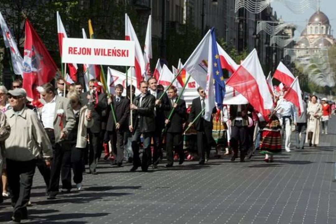 Lietuvos lenkų sąjunga jubiliejų šventė eitynėmis (papildyta)