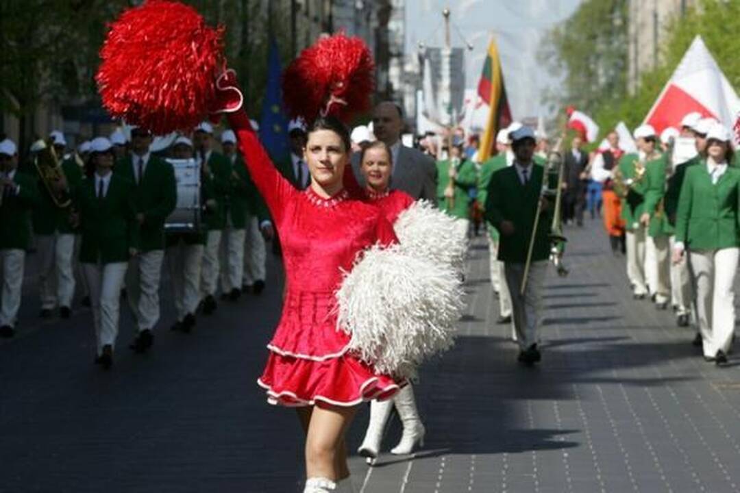 Lietuvos lenkų sąjunga jubiliejų šventė eitynėmis (papildyta)