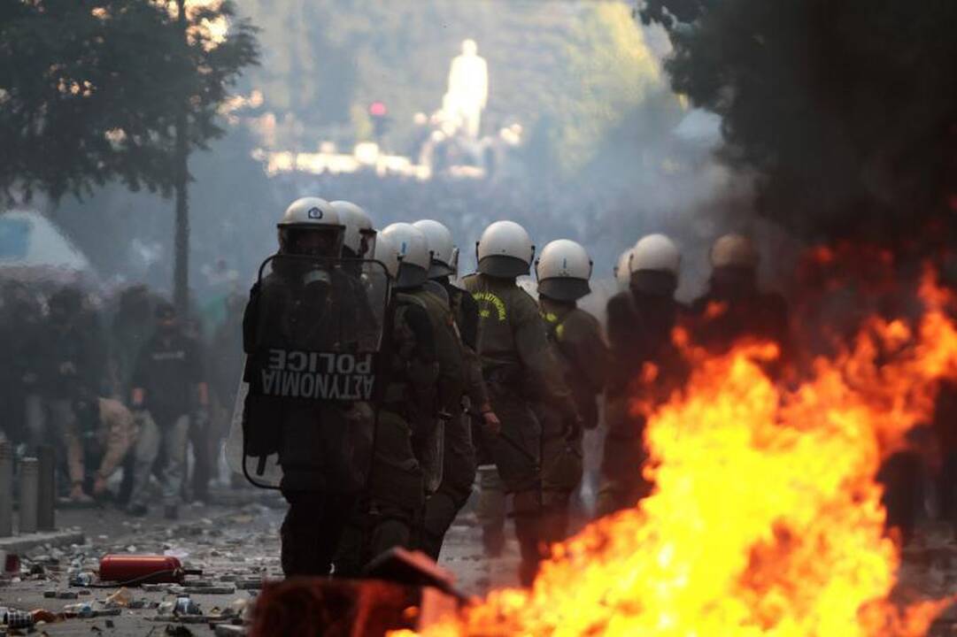 Žiaurų protestą Graikijoje lydi grasinimai