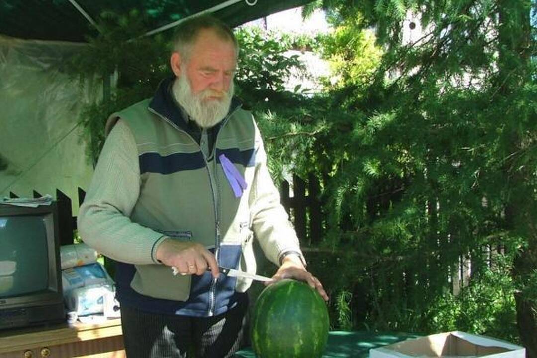 D.Kedžio dukrą į susitikimą su motina vėl lydės žmonės