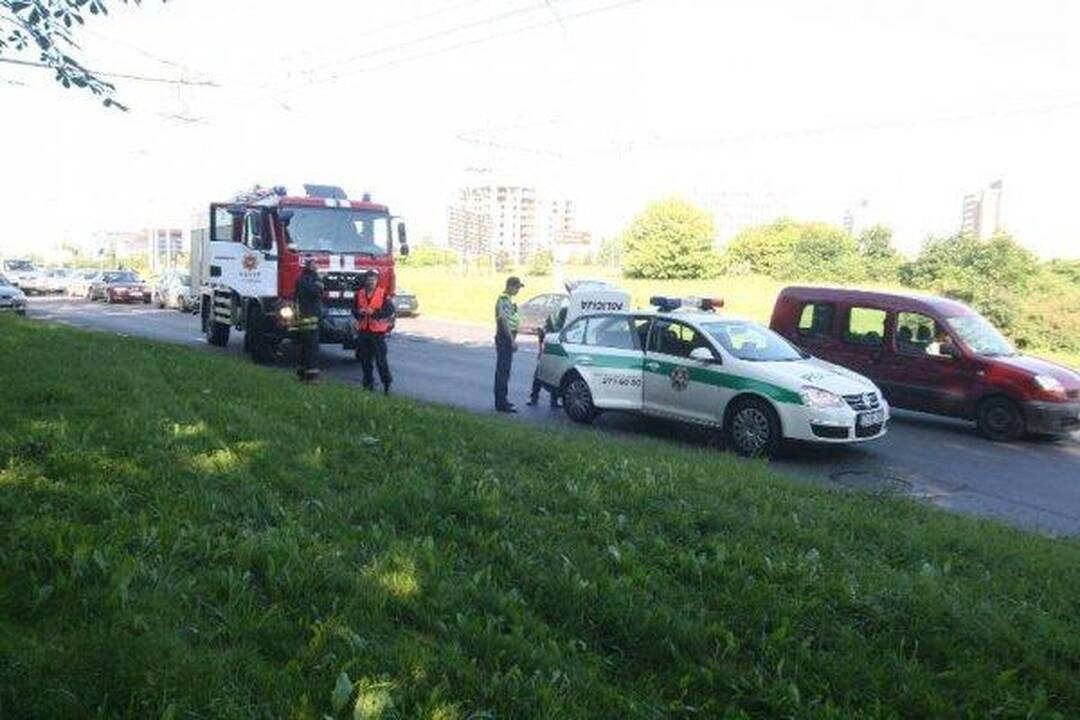Vilniuje per avariją nukentėjęs vairuotojas mirė ligoninėje