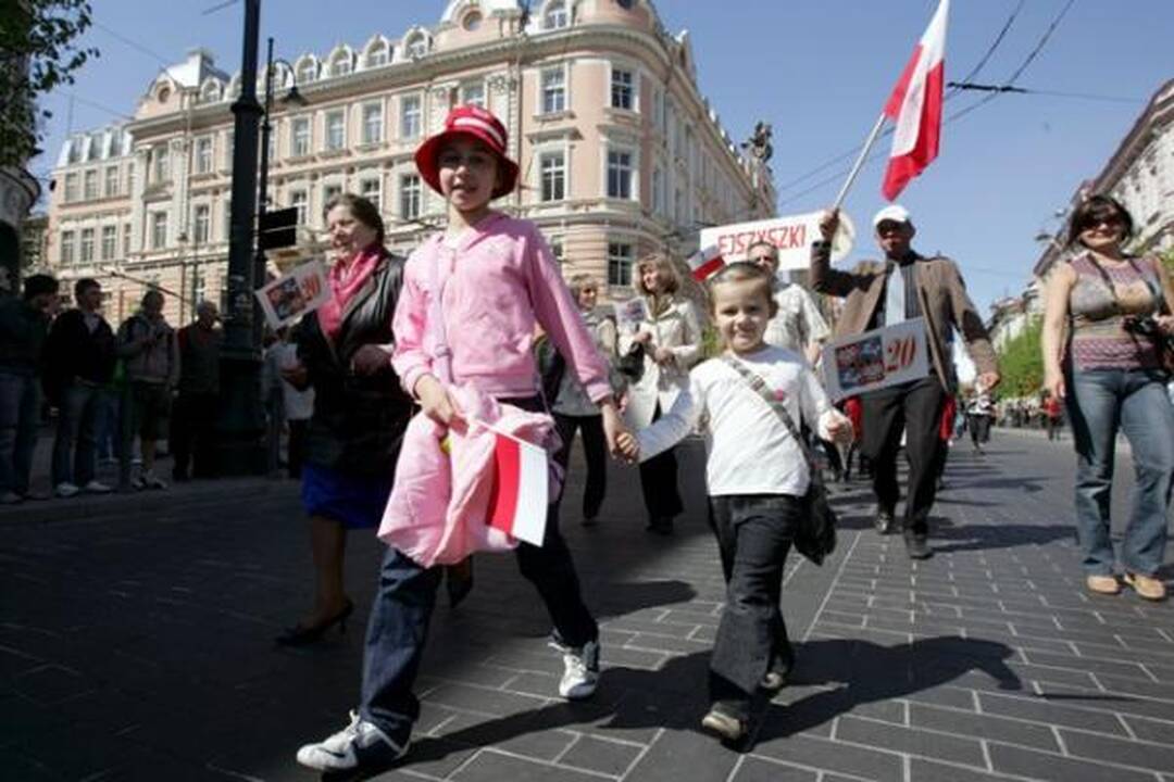 Lietuvos lenkų sąjunga jubiliejų šventė eitynėmis (papildyta)