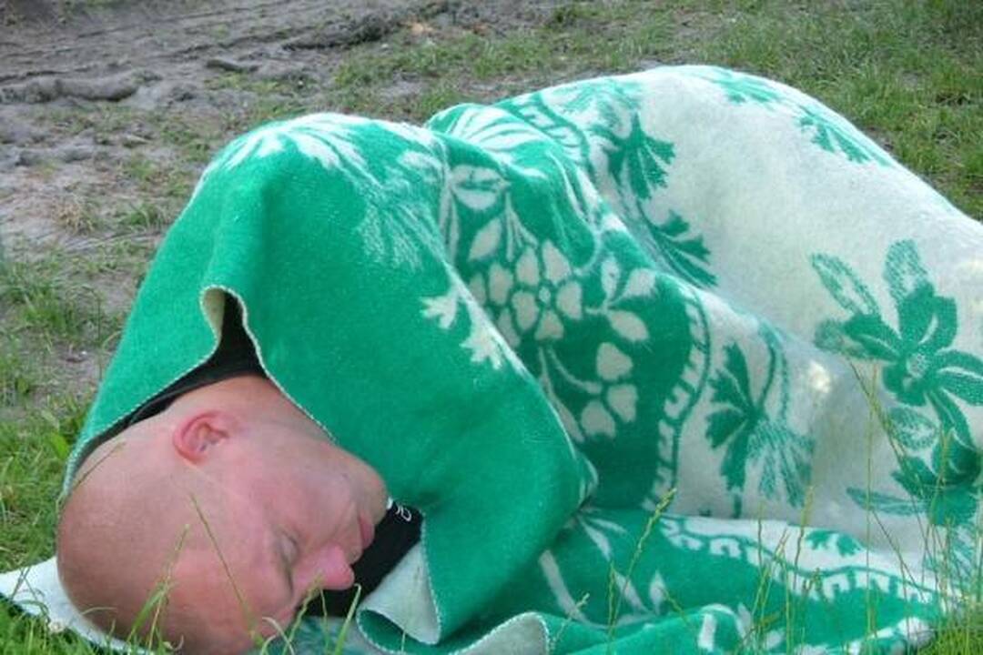 D.Kedžio dukrą į susitikimą su motina vėl lydės žmonės