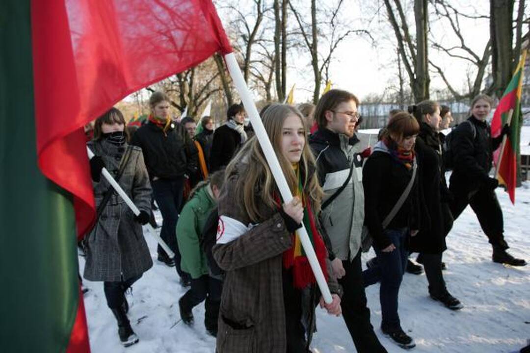Patriotiško jaunimo eitynės patriotizmu neapsiribojo (papildyta)