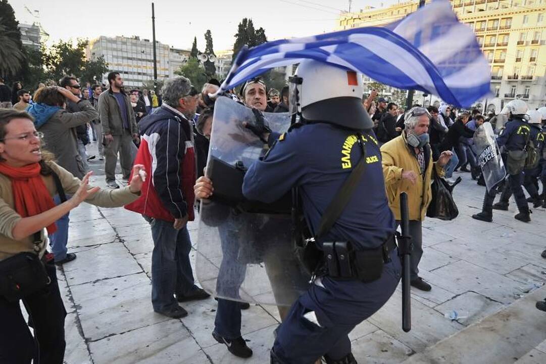 Žiaurų protestą Graikijoje lydi grasinimai