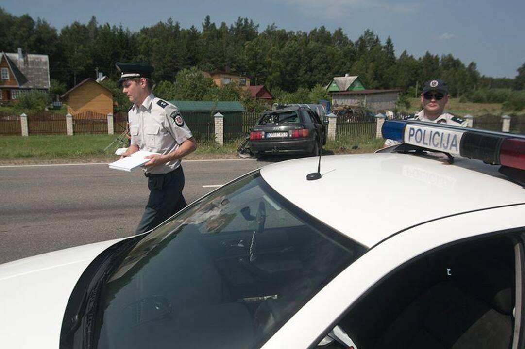 Per susidūrimą kaktomuša žuvo abu vairuotojai