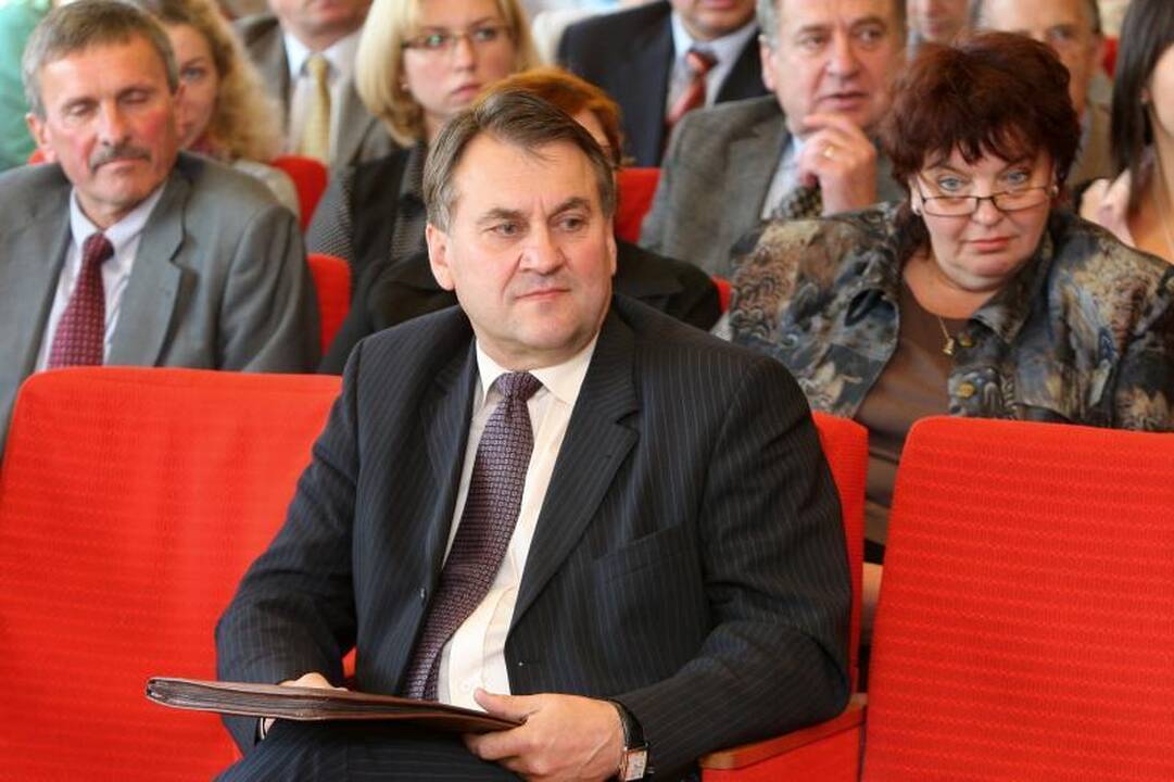 A.Butkevičius atsiprašinėjo už savo bendrapartiečius