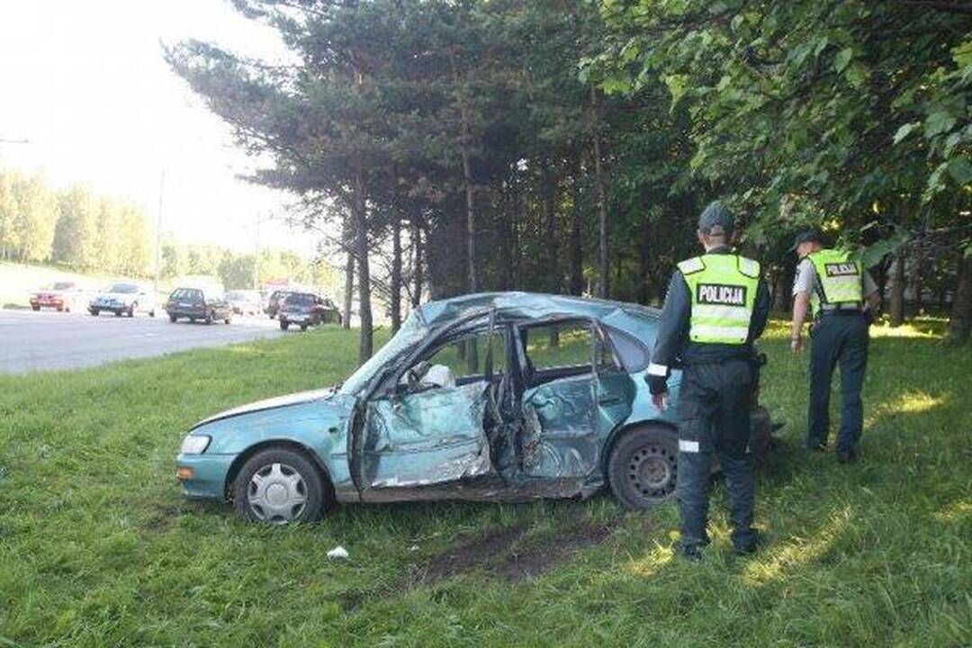 Vilniuje per avariją nukentėjęs vairuotojas mirė ligoninėje