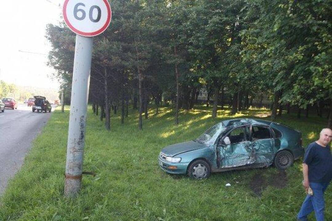 Vilniuje per avariją nukentėjęs vairuotojas mirė ligoninėje
